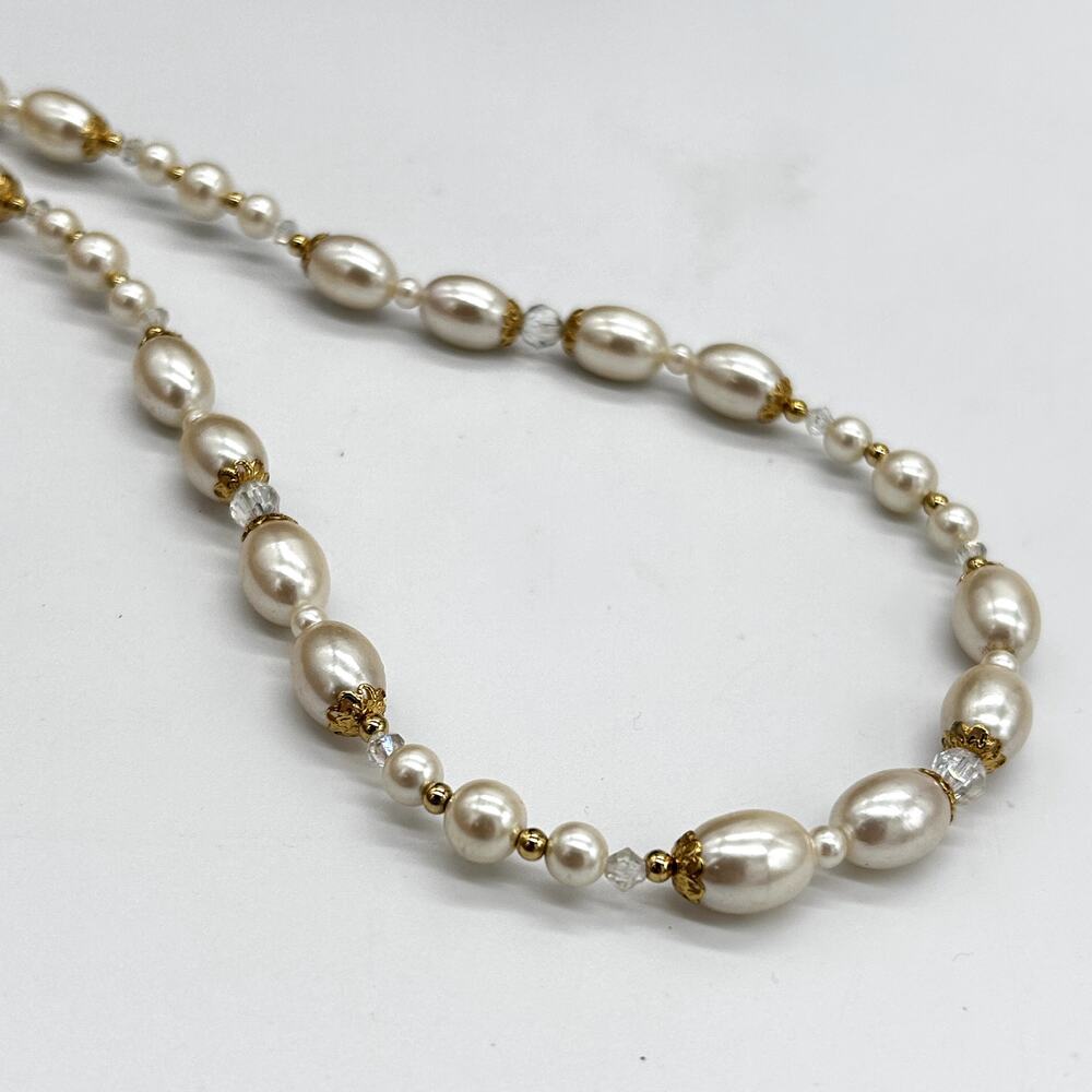 Vintage Trifari Faux Pearl Gold Tone Bead Necklace 60's Costume Jewelry - Picture 4 of 6